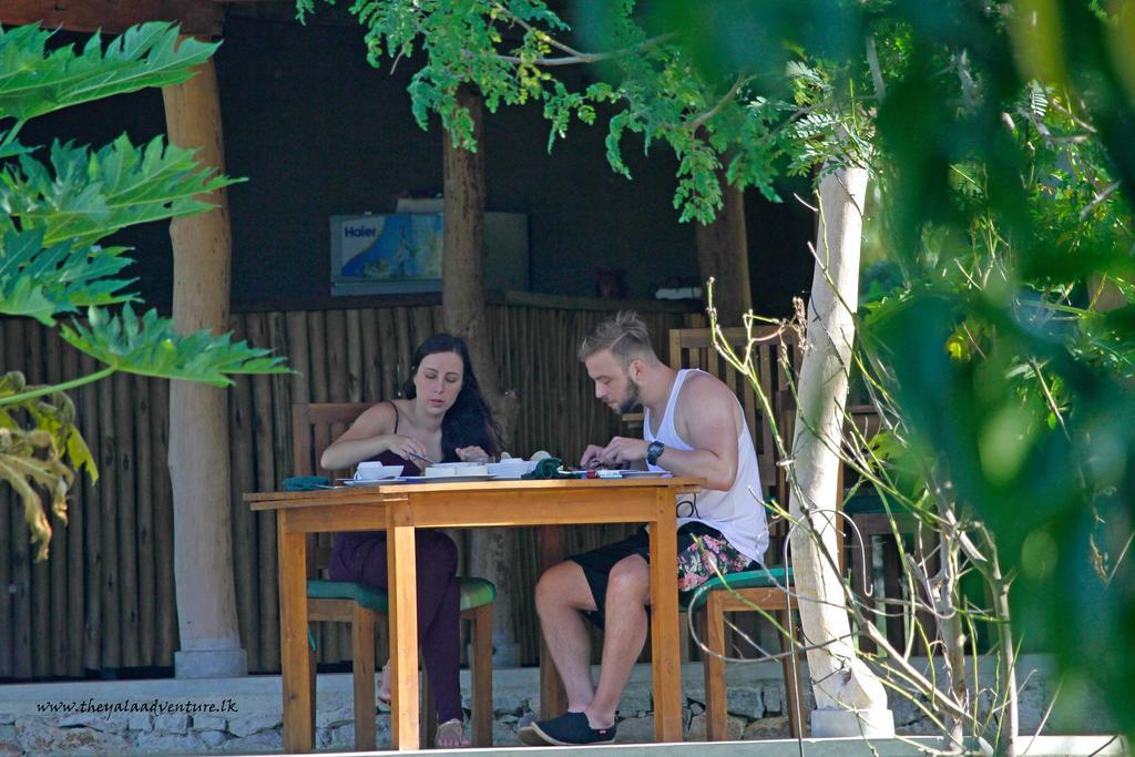 Hotel The Yala Adventure Tissamaharama Exterior foto